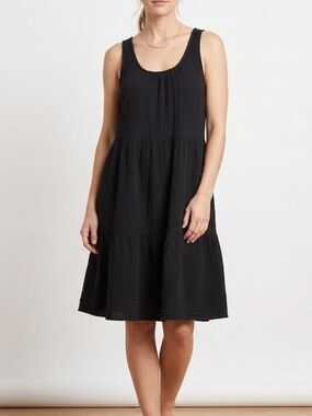 Universal Thread Black Tiered Scoop Neck Midi Dress